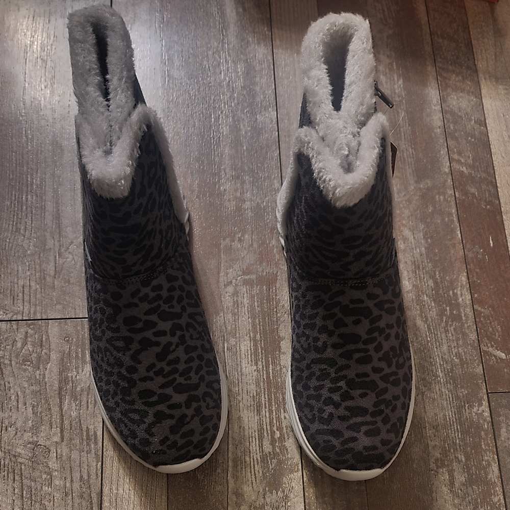 NWB! Cheeks Tony Little Black Cheetah Print Fit Body Sport Boots 9 - Picture 7 of 7